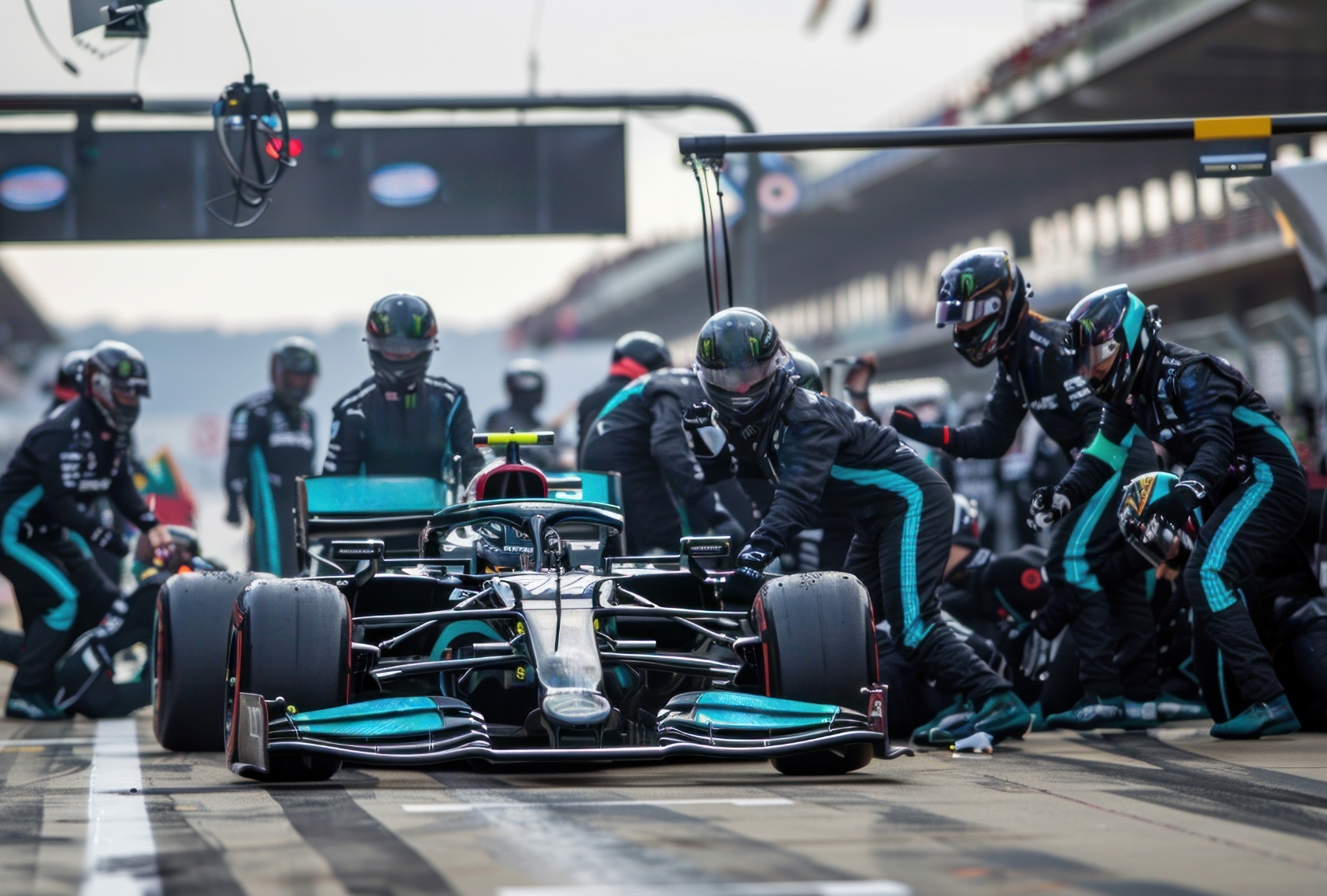 PROCESS & TECH_HeroImage1700x1148